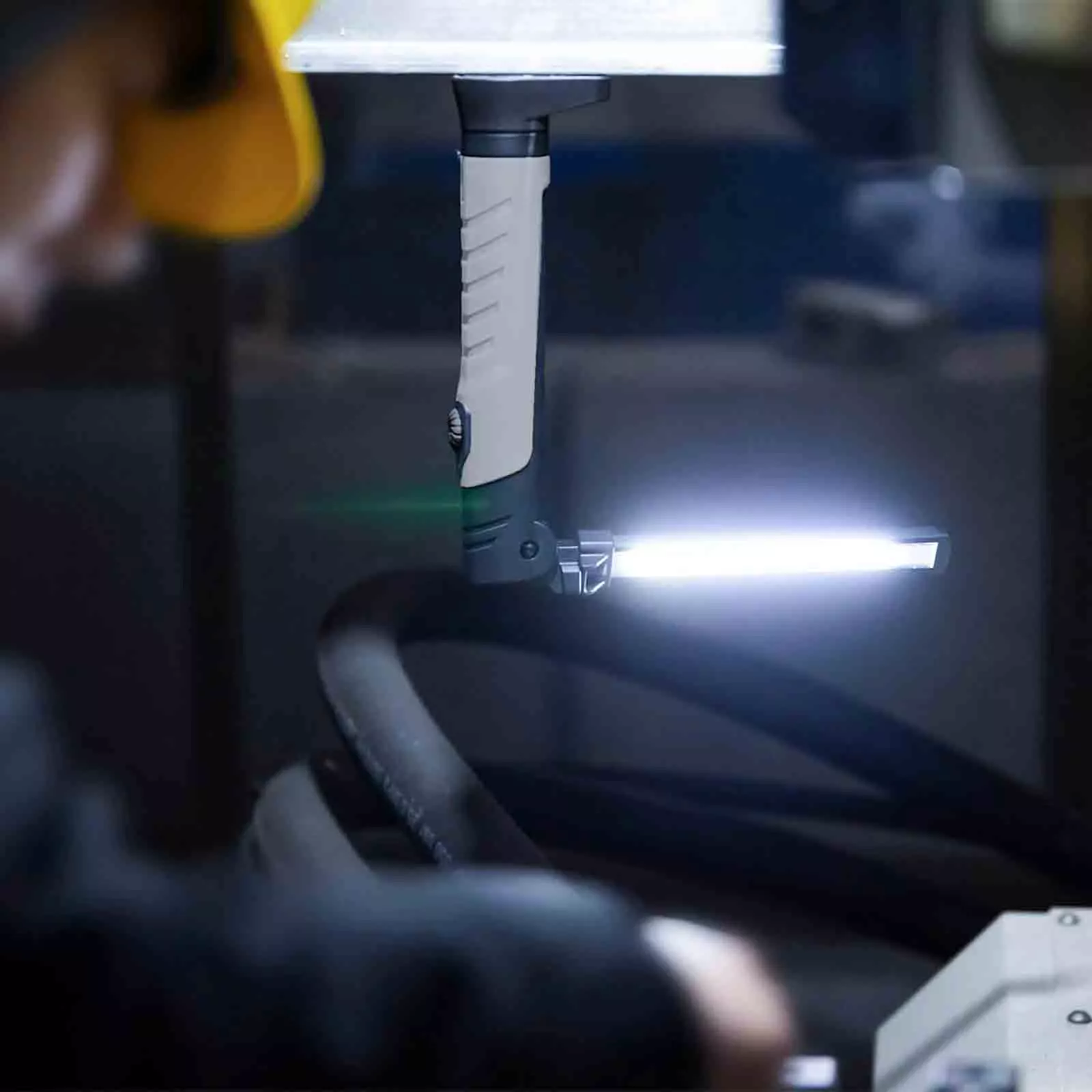 I2r Arbeitslampe